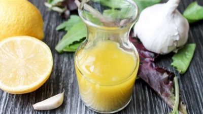 يسببان مرضًا خطيرًا| خرافة عن الثوم والليمون يجهلها الكثيرون