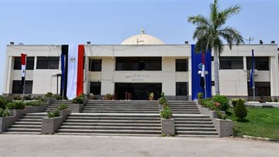 جامعة قناة السويس تنظم حفلها السنوي لتكريم أبناء العاملين