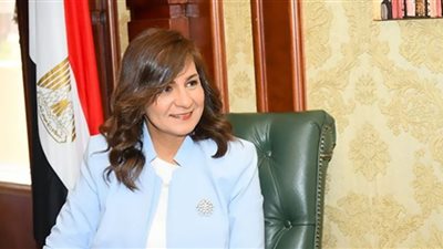 وزيرة الهجرة توضح الإجراءات الجديدة للمسافرين الراغبين في تلقي اللقاح المعتمد لكورونا