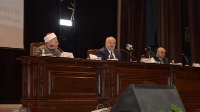 (شاهد) الخشت: بناء إنسان مصري جديد يبدأ بتطوير العقل تطويرًا منضبطًا