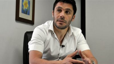 وفاة والدة أحمد حسن نجم منتخب مصر الأسبق