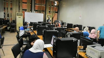 إقبال متوسط على معامل تنسيق جامعة القاهرة في اليوم الثالث للتسجيل