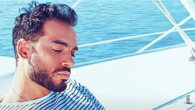 فيديو.. رامي جمال يقترب من المليون الرابع بأغنية 