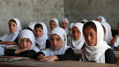 أزمة جديدة تهدد أفغانستان بعد سيطرة طالبان.. ومستقبل مجهول مع بدء العام الدراسي
