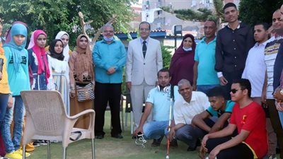 صور ..القائم بعمل رئيس جامعة سوهاج يزور طلاب نور البصيرة خلال رحلتهم بـ الإسكندرية