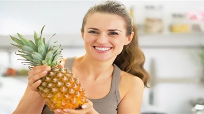 منها تقوية المناعة| 6 أسباب علاجية تدفعك لأكل الأناناس يوميًا