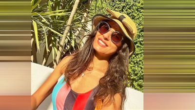 ريهام أيمن تخطف الأنظار أمام الشاطئ بكاش مايوه لافت