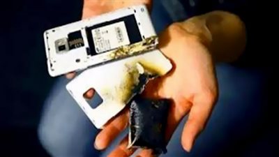 (فيديو) خبير يحذر من تواجد بطاريات الهواتف القديمة داخل المنزل