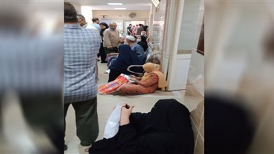 معاناة أصحاب الأمراض المزمنة ومنتفعي التأمين الصحي ببنها