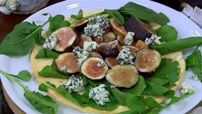 بالخطوات طريقة عمل بيتزا التين