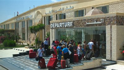 بعد توجيهات السيسي بتطويره.. كل ما تريد معرفته عن مطار العلمين الدولي