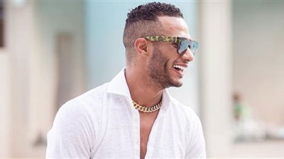 شاهد| محمد رمضان يستفز الجمهور بـ رد فعله بعد سحب الدكتوراه: اعمل نفسك ميت