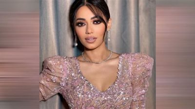​رحمة رياض تشعل مسرح جدة بإطلالاتها الراقية (تفاصيل)