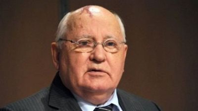 جورباتشوف: على بوتين وضع روسيا على مسار الديمقراطية