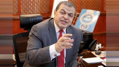 الإمارات: فتح طلبات تأشيرات السياحة للسياح المطعمين من جميع الدول من غد الاثنين
