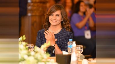 وزيرة الهجرة : الشباب المصري بالداخل والخارج هم ذخيرة الوطن ومستقبله الواعد