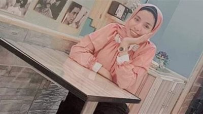 أروى طالبة الغردقة تحقق حلم والدها وتلتحق بطب أسيوط