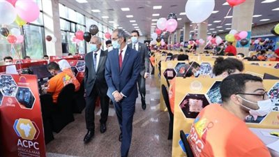 (فيديو) وزير الاتصالات يزور الأكاديمية العربية للعلوم والتكنولوجيا والنقل البحري