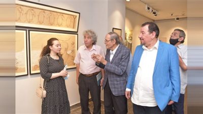 عز الدين نجيب: شباب ضي يملكون القدرة على الإبداع الذاتي والاستلهام من الواقع والتراث