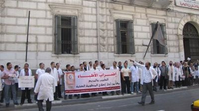 أطباء مستشفى أبو قير يهددون بالاعتصام