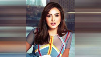 بفستان شامبين.. أنغام تبرز قوامها الممشوق من أحدث حفلاتها ( صور )