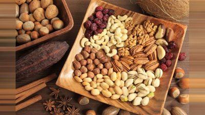 بدون أدوية| نوع مكسرات يساعد في خفض مستوى الكوليسترول