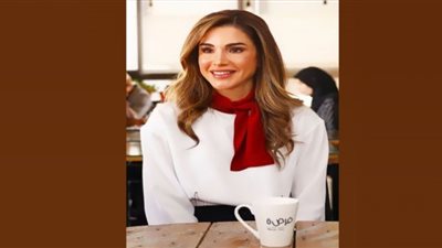 الملكة رانيا أيقونة الرقي والاحتشام استوحي ما يبرز أناقتك (صور)