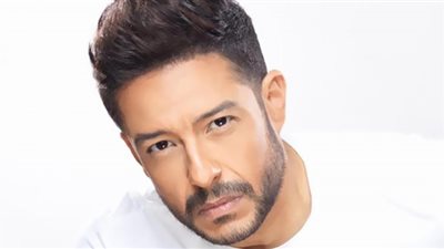 بتجهيزات عالمية.. حماقي يستعد لجمهور العلمين الجديدة ببروفة علي أغنيات 