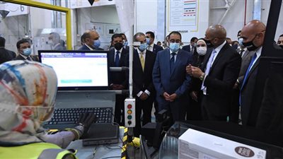 صور.. رئيس الوزراء يشهد افتتاح مستودع شركة أمازون بـالعاشر من رمضان