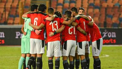 محمد شريف يقود هجوم منتخب مصر أمام أنجولا بتصفيات المونديال