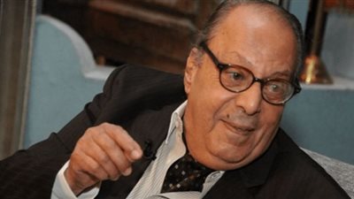 التحقيق فى واقعة انتحال صفة الفنان أسامة عباس