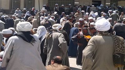 مشاجرات فى صرف الحوالات الصفراء بالغربية