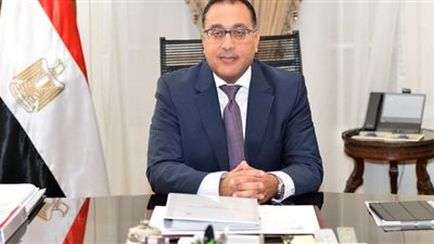 رئيس الوزراء يبدأ جولته فى العاصمة الإدارية الجديدة باجتماع فى الحي الحكومي