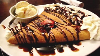 لحلوى لذيذة.. طريقة عمل كريب الموز بالكريمة