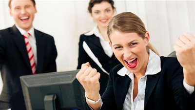 لهذا السبب| النرجسيون الأقرب لنيل الترقيات في العمل وبلوغ أعلى المناصب