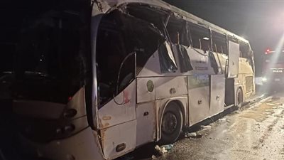 12 حالة وفاة و34 مصاب بحادث إنقلاب اتوبيس طريق «السويس- القاهرة»
