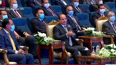 السيسي: صندوق تحيا مصر ساهم في حل العديد من الأزمات.. ونريد أكثر