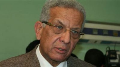 النواوى يقيل رئيس هيئة الإسعاف المصرية
