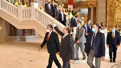 بالصور.. جولة تفقدية للرئيس بدار الأوبرا بالعاصمة الإدارية الجديد