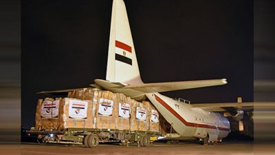 مصر ترسل مساعدات إنسانية عاجلة عبر جسر جوي لجمهورية السودان