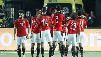 الشوط الأول.. سيطرة وفرص ضائعة من الجابون وتوهان مصري والنتيجة 