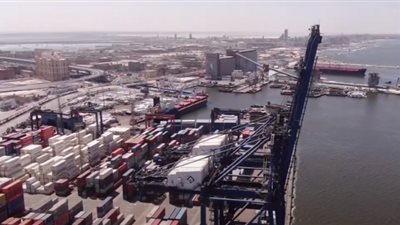شاهد.. لقطات جوية من ميناء الإسكندرية بعد التطوير