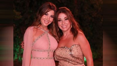 (صور) لن تصدق سعر فستان والدة نانسي عجرم في زفاف ابنها