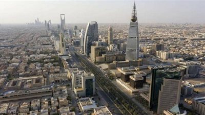 السعودية توقف تعليق القدوم من 3 دول وتسمح بالسفر إليها