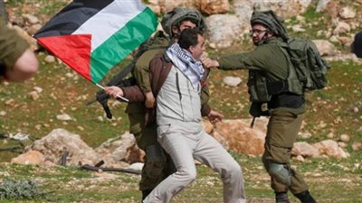 فلسطين تُطالب الأمم المتحدة بحماية أسراها من انتهاكات إسرائيل