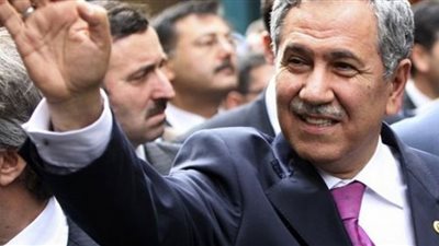 نائب أردوغان: الأسد لم يلتزم بوعوده والاشتباكات جارية