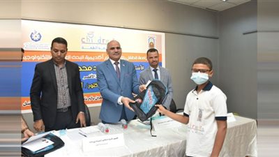 رئيس جامعة الأقصر يفتتح المرحلة الأولى لجامعة الطفل