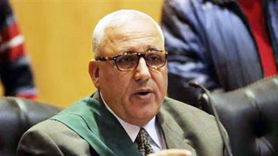 النيابة تُواجه عائشة الشاطر وآخرين بتهم 