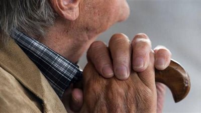 أطعمة يجب الابتعاد عنها لوقف مخاطر الإصابة بالخرف