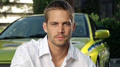 ابنة بول ووكر تحيي ذكرى والدها بصور شخصية